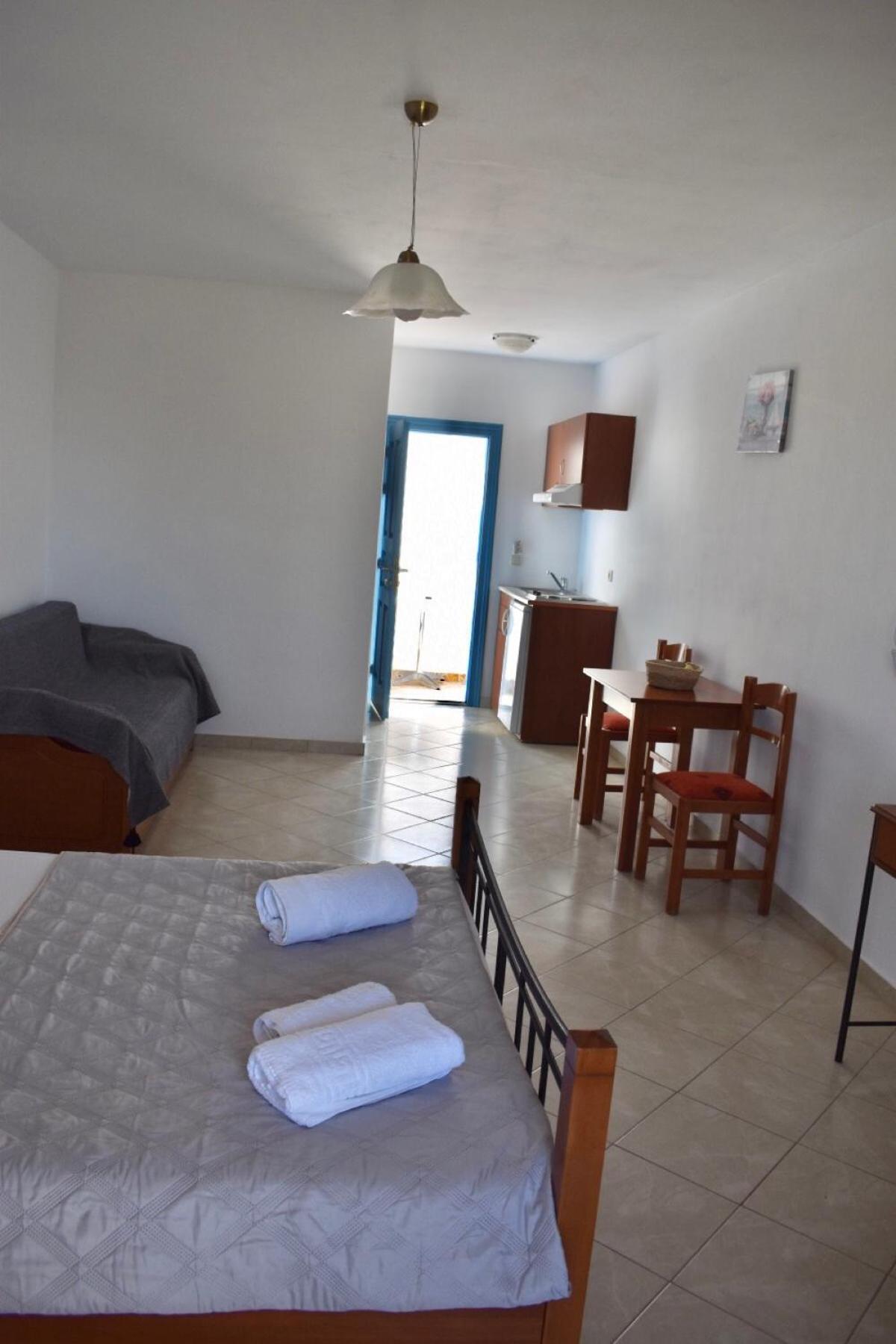 Asterias Studios Agia Anna  Luaran gambar